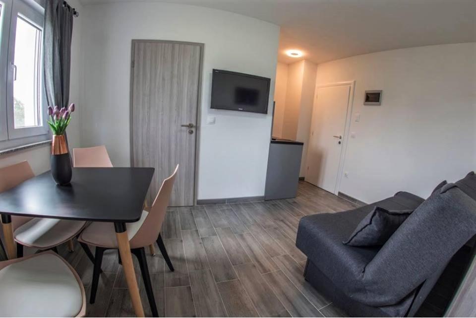 Apartments Mojeljeto Фажана Екстер'єр фото